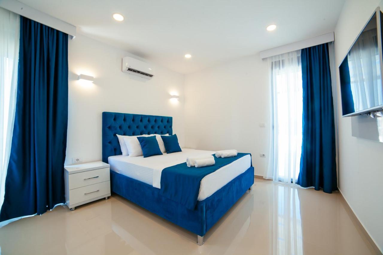 Hotel Ambiente Улцинь Экстерьер фото