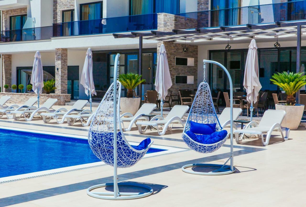 Hotel Ambiente Улцинь Экстерьер фото