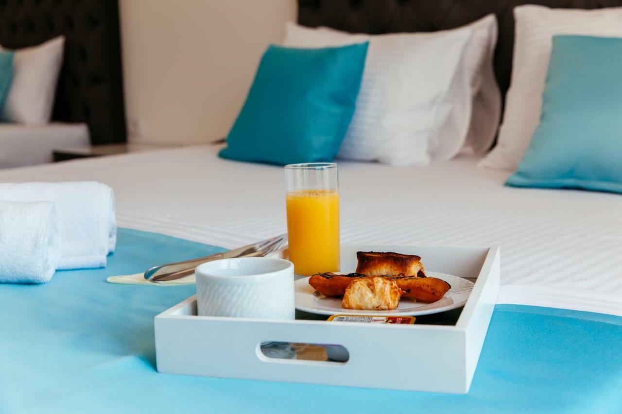Hotel Ambiente Улцинь Экстерьер фото